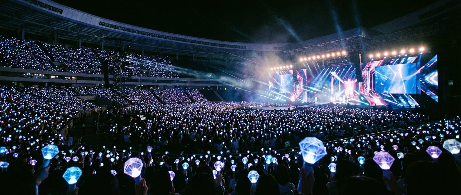 K-POP 콘서트 아레나 응원봉 바다