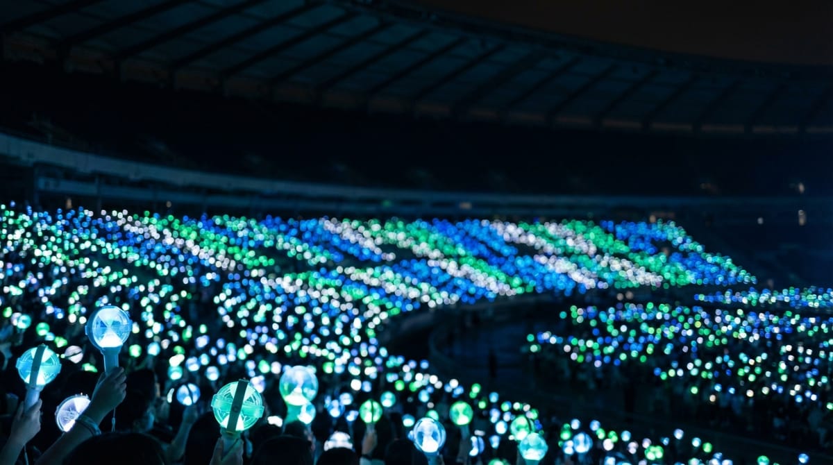 7년 저주 넘고, 투어 완주하고, 4월 컴백까지 — TXT 2026년 지금